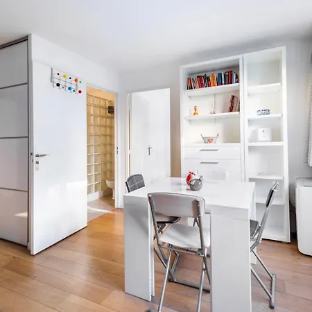 Flat 5 Min Walking From The Sea Nice