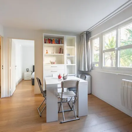 아파트 Flat 5 Min Walking From The Sea