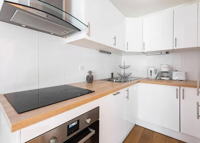 Flat 5 Min Walking From The Sea Nice